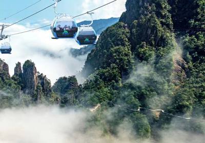 莽山五指峰漫游指南：踏云尋峰，探秘南嶺秘境